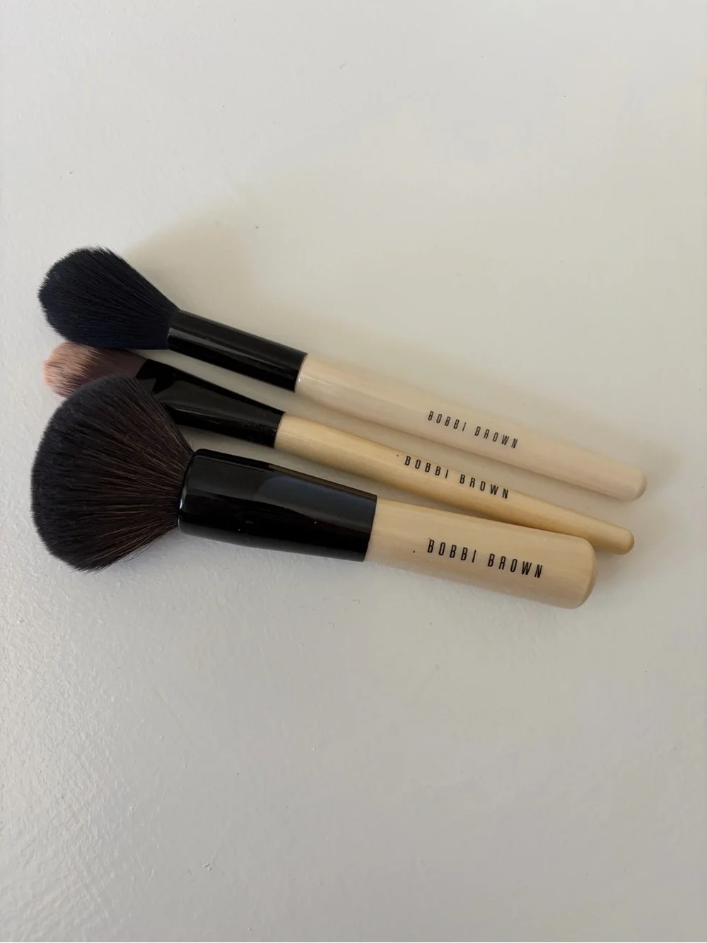 Bobbi Brown Beige Handle 3-Piece Makeup Brush Set with Black Ferrules